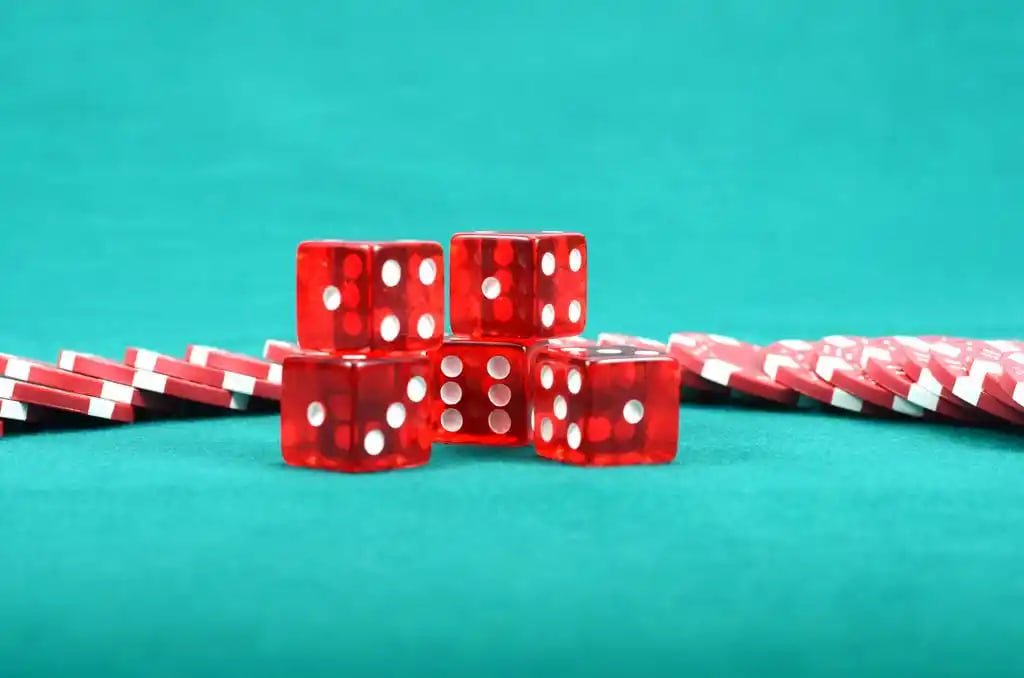 Live Casino dengan Dealer Asli